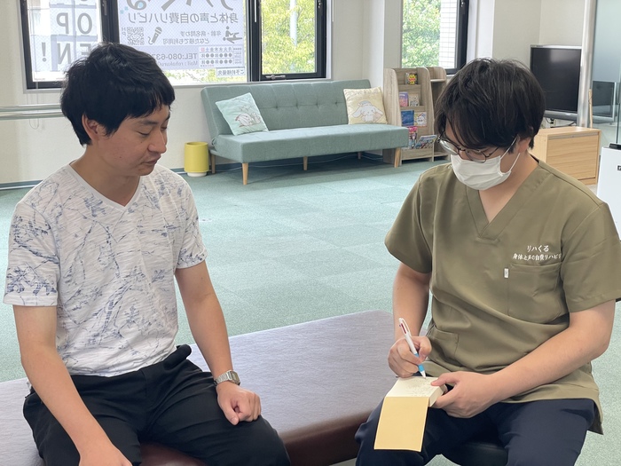 問診をしている風景